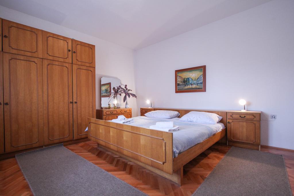 Apartment Cvita Trogir Cameră foto